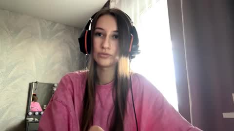 Eliza online show from 09.16.25