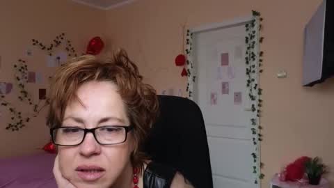 Snapshot of ronda_roni chatting on 04.08.26 ronda_roni online show from 04.08.26