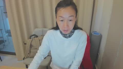 sui sui online show from 04.12.26