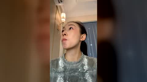 Snapshot of rongrong0329 chatting on 07.26.26 sui sui online show from 07.26.26