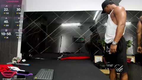 Ronnie 777 online show from 03.04.25