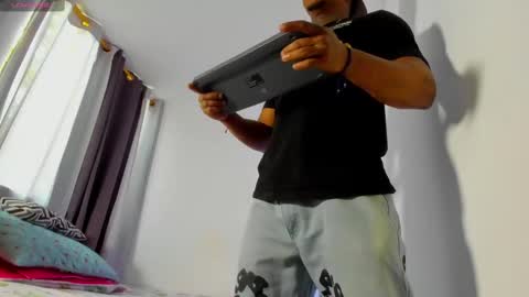 Ronnie 777 online show from 09.29.25