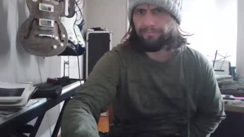 ronniejohnston13 online show from 12.16.25