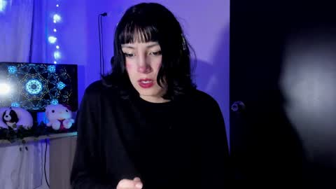 Twelve 3 Inst Twelve 312002 Twitter Room312 2002 online show from 01.18.25