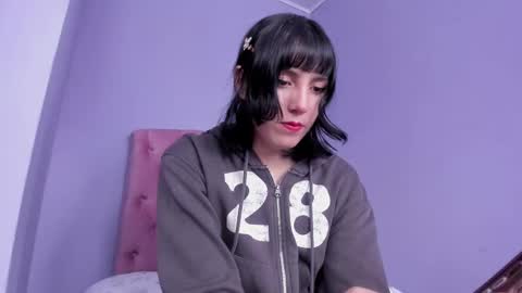 Twelve 3 Inst Twelve 312002 Twitter Room312 2002 online show from 03.02.25