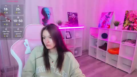 Viola online show from 05.14.26