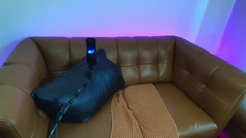 Rosalie Caine online show from 10.06.25