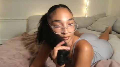 Rosalina online show from 10.12.25