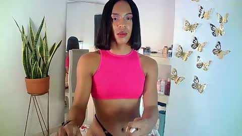 Snapshot of rosalindasexy chatting on 02.27.25 Rosalinda online show from 02.27.25
