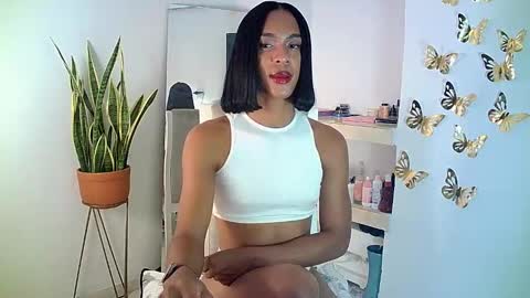 Snapshot of rosalindasexy chatting on 02.28.25 Rosalinda online show from 02.28.25