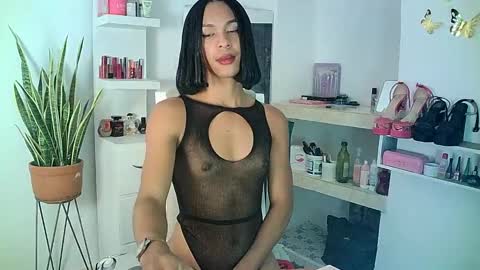 Snapshot of rosalindasexy chatting on 03.06.25 Rosalinda online show from 03.06.25