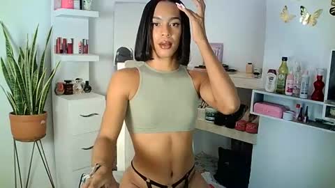 Snapshot of rosalindasexy chatting on 03.11.25 Rosalinda online show from 03.11.25