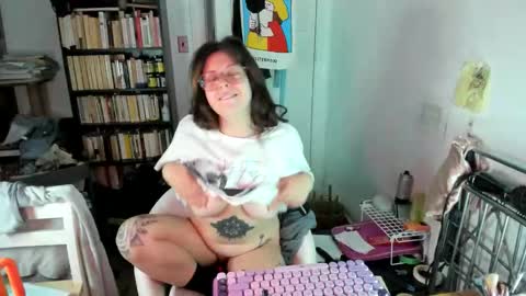 rose257044 online show from 11.27.25