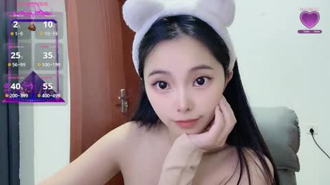 Snapshot of rose6688 chatting on 09.26.25 rose online show from 09.26.25