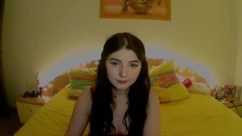 Snapshot of rose_2004 chatting on 02.02.25 Rose online show from 02.02.25