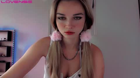 rose__luck online show from 09.15.25