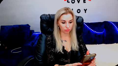 rose  shine online show from 10.18.25