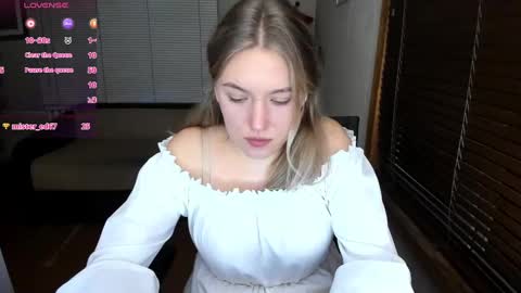 Snapshot of rose_brooks chatting on 12.29.24 Rose but u can call me princess online show from 12.29.24