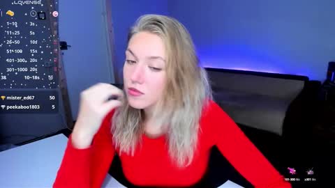 Snapshot of rose_brooks chatting on 10.03.25 Rose but u can call me princess online show from 10.03.25