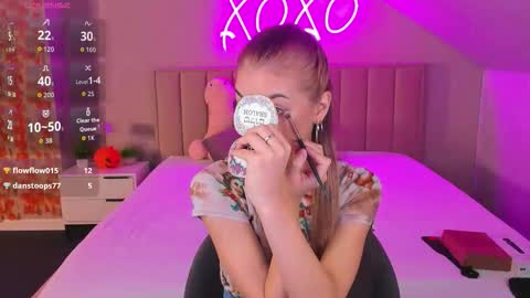 Kimberlly online show from 11.12.25