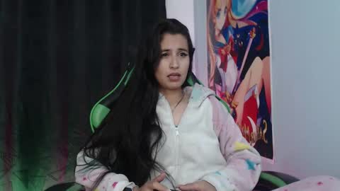 Snapshot of rose_smiley1 chatting on 09.18.25 Rose online show from 09.18.25