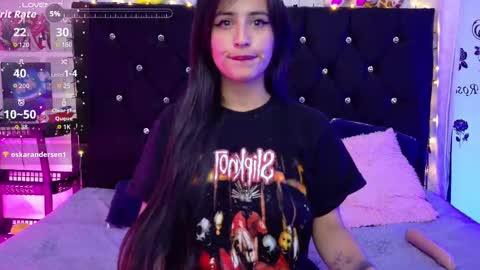 Snapshot of rose_smiley1 chatting on 09.29.25 Rose online show from 09.29.25