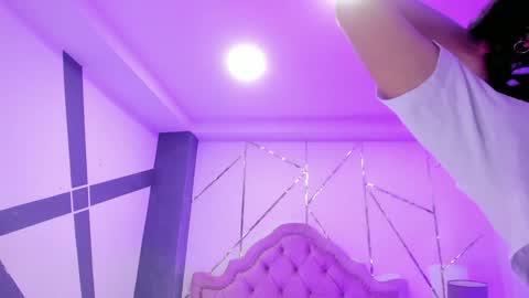 Snapshot of rosecassie chatting on 12.30.24 Rose online show from 12.30.24