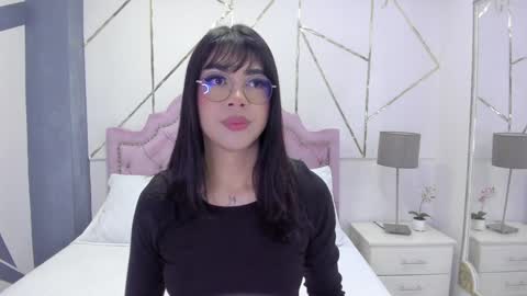 Snapshot of rosecassie chatting on 12.31.24 Rose online show from 12.31.24