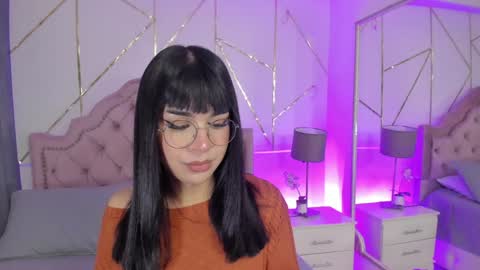 Snapshot of rosecassie chatting on 02.03.25 Rose online show from 02.03.25