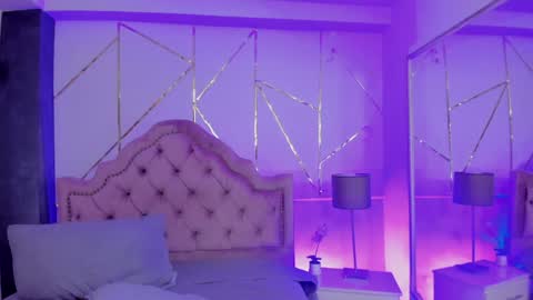 Snapshot of rosecassie chatting on 02.05.25 Rose online show from 02.05.25