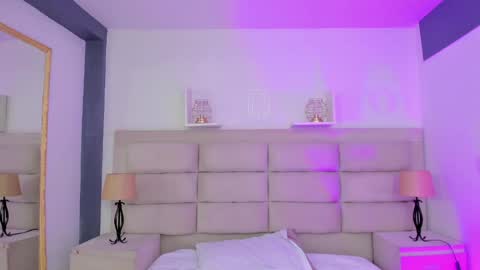 Snapshot of rosecassie chatting on 02.10.25 Rose online show from 02.10.25