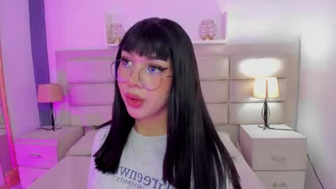 Snapshot of rosecassie chatting on 02.20.25 Rose online show from 02.20.25