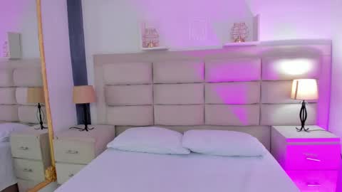 Snapshot of rosecassie chatting on 02.21.25 Rose online show from 02.21.25