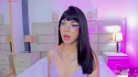 Snapshot of rosecassie chatting on 02.24.25 Rose online show from 02.24.25