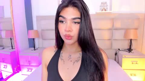 Snapshot of rosecassie chatting on 09.13.25 Rose online show from 09.13.25