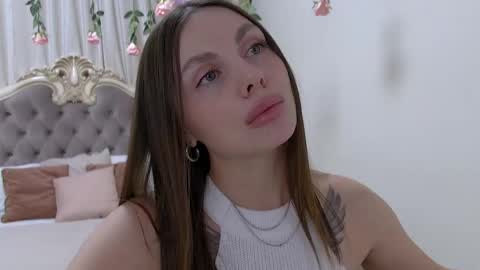 Rose Hubbard online show from 02.26.25