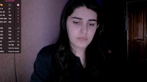 Snapshot of roselina_ chatting on 12.25.24 Rose online show from 12.25.24