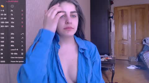 Snapshot of roselina_ chatting on 12.31.24 Rose online show from 12.31.24