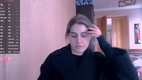 Snapshot of roselina_ chatting on 01.30.25 Rose online show from 01.30.25