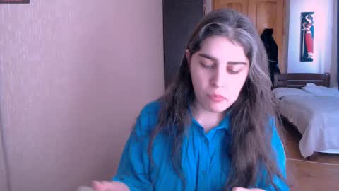 Snapshot of roselina_ chatting on 02.27.25 Rose online show from 02.27.25