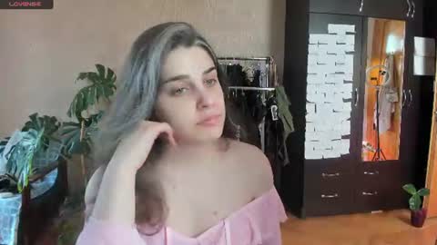 Snapshot of roselina_ chatting on 08.07.26 Rose online show from 08.07.26