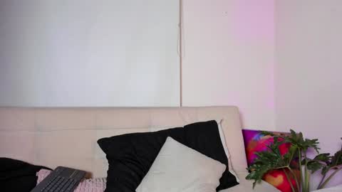 Snapshot of roselinedior chatting on 12.03.24 Lyla OF roselinedior online show from 12.03.24
