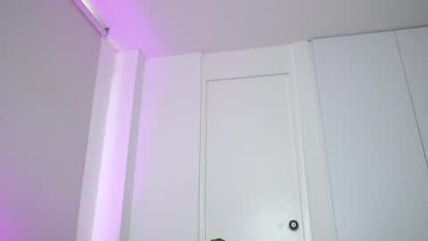 Snapshot of roselinedior chatting on 10.07.25 Lyla OF roselinedior online show from 10.07.25