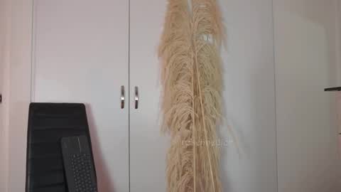 Lyla OF roselinedior online show from 10.20.25