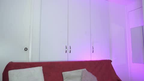 Snapshot of roselinedior chatting on 11.05.25 Lyla OF roselinedior online show from 11.05.25