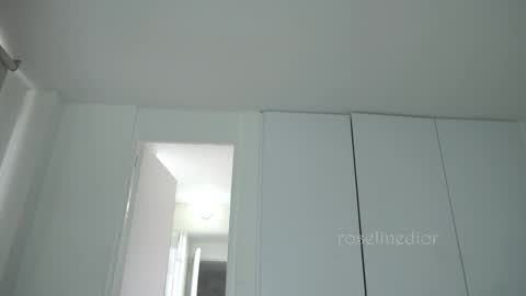 Snapshot of roselinedior chatting on 11.10.25 Lyla OF roselinedior online show from 11.10.25