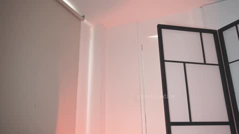 Snapshot of roselinedior chatting on 02.24.26 Lyla OF roselinedior online show from 02.24.26