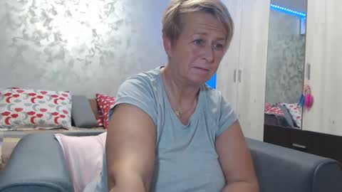 Lovepinklilly online show from 12.06.24