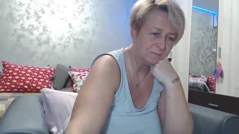 Lovepinklilly online show from 12.10.24