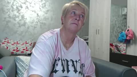 Lovepinklilly online show from 09.23.25